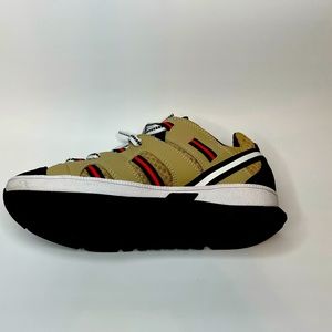 Boys Burberry sneakers